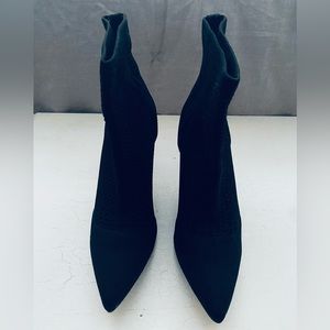 Catherine Malandrino Knit Booties